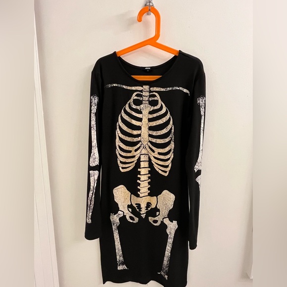 Black skeleton dress. Half-thigh length. Perfect for Halloween - Picture 1 of 1